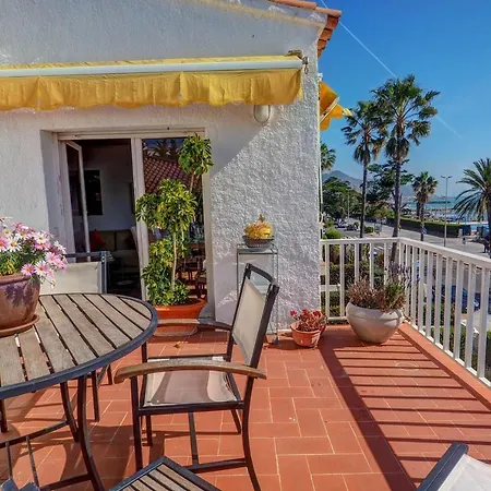 Apartman Rustic Seafront By Hello