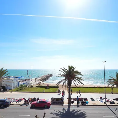 Rustic Seafront By Hello Apartman Sitges